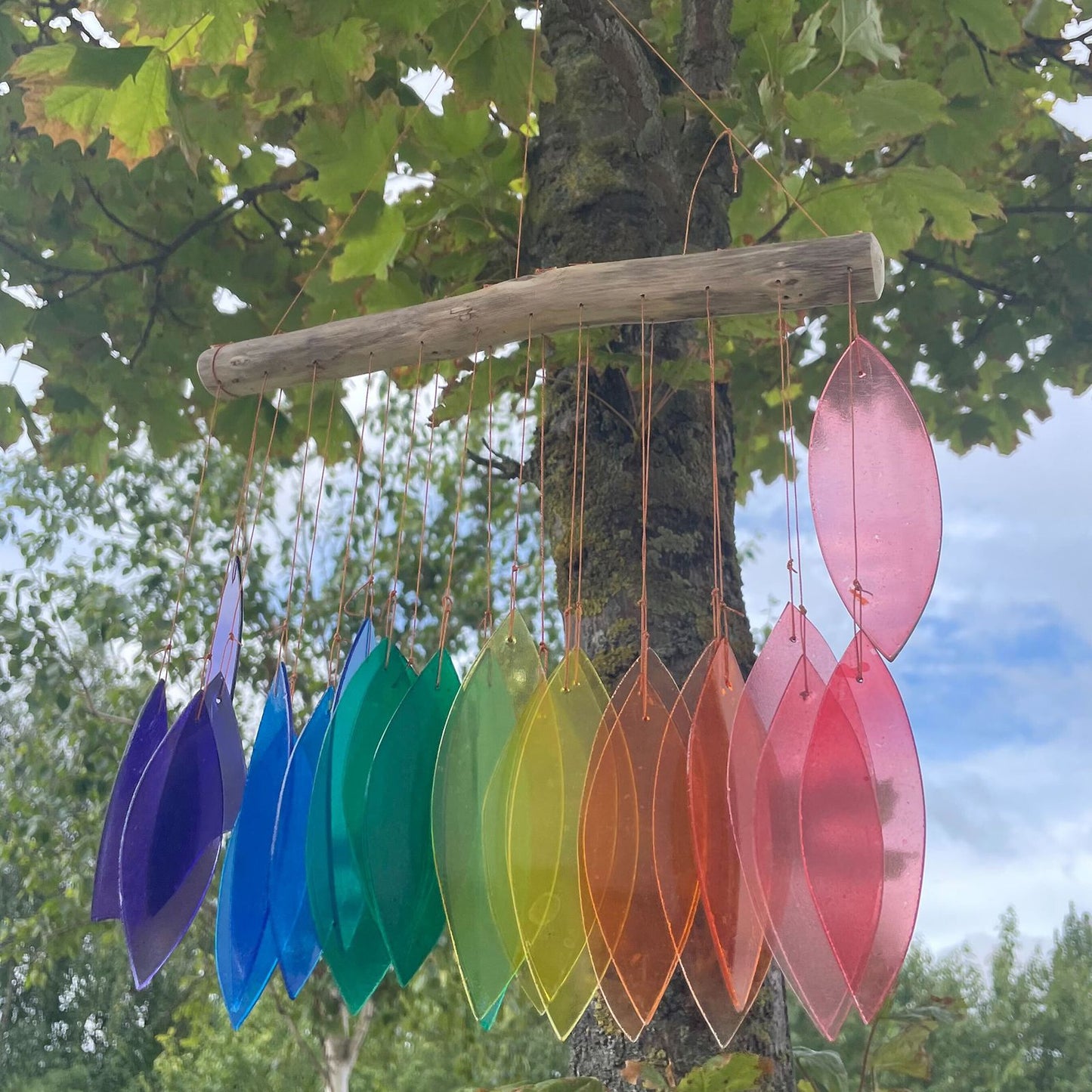 Rainbow Glass Leaf Driftwood Chime – Assorted Colours