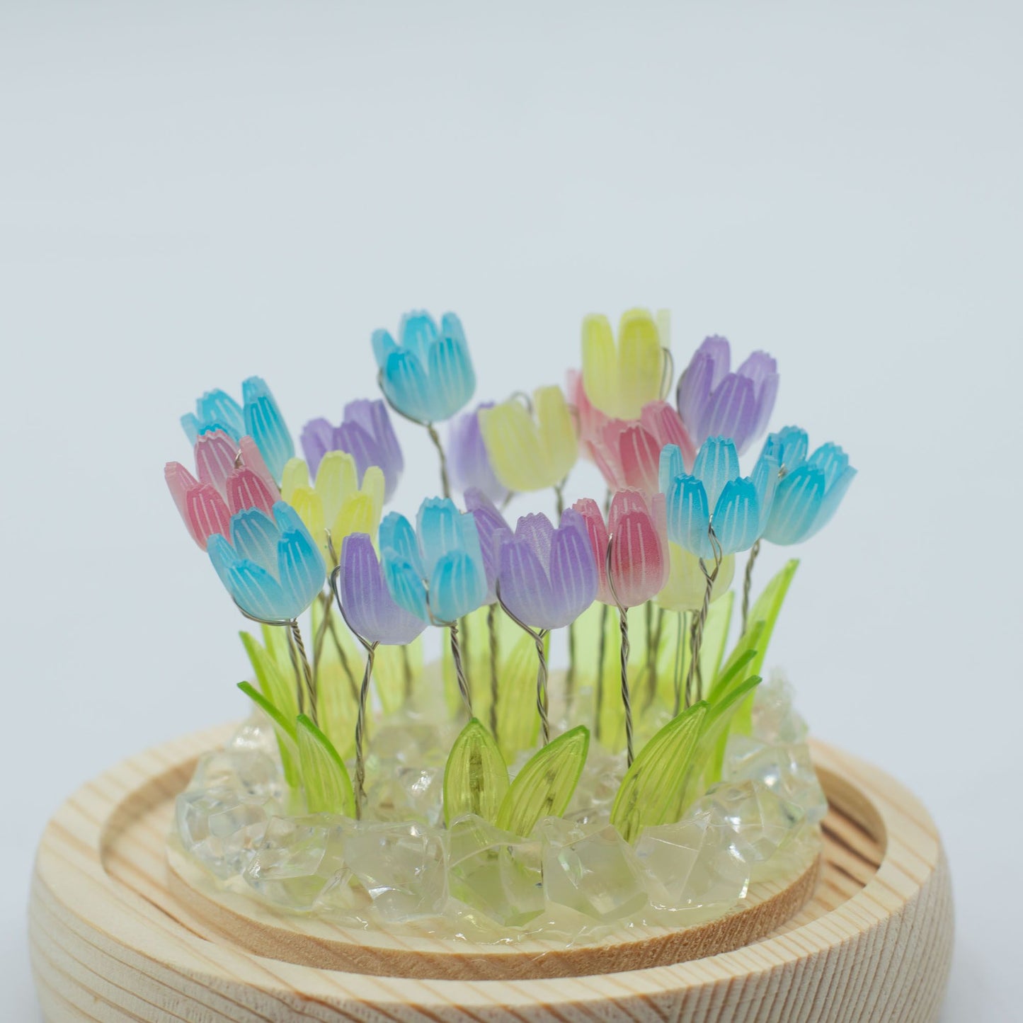 Floral Glow Garden Dome – 20 Multi Tulips | LED & USB Powered