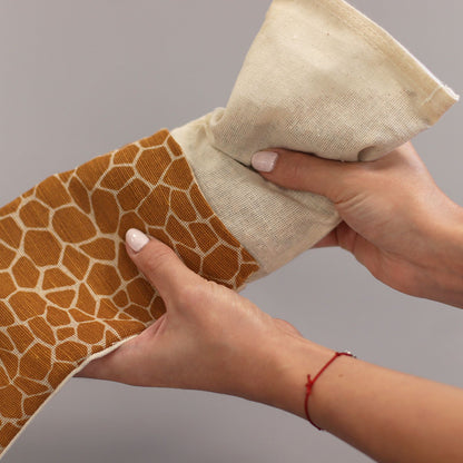 Lavender Natural Cotton & Juco Eye Pillow in Gift Box – Madagascar Giraffe