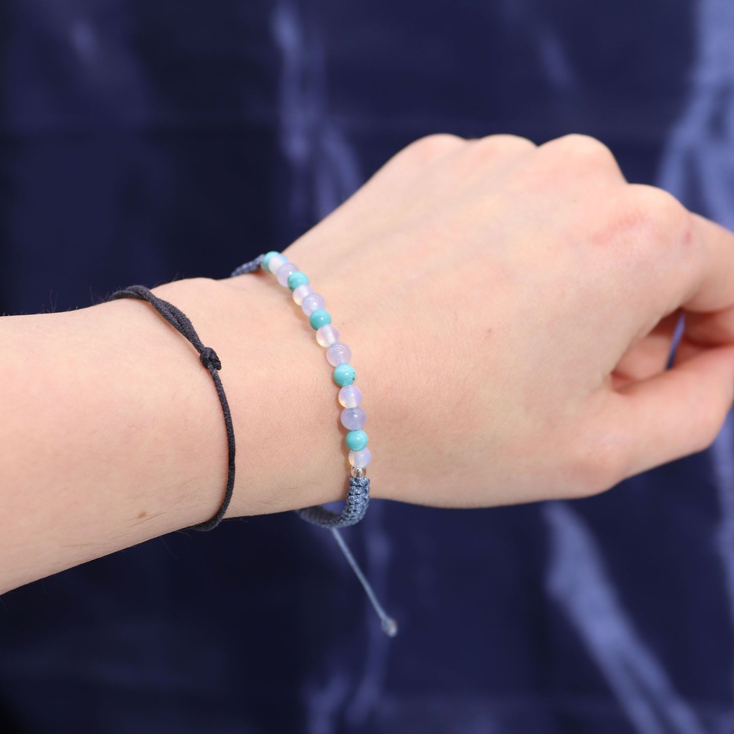 Zodiac Crystal Candle with Gemstone Bracelet – Pisces | Aquamarine & Celestial Smoke
