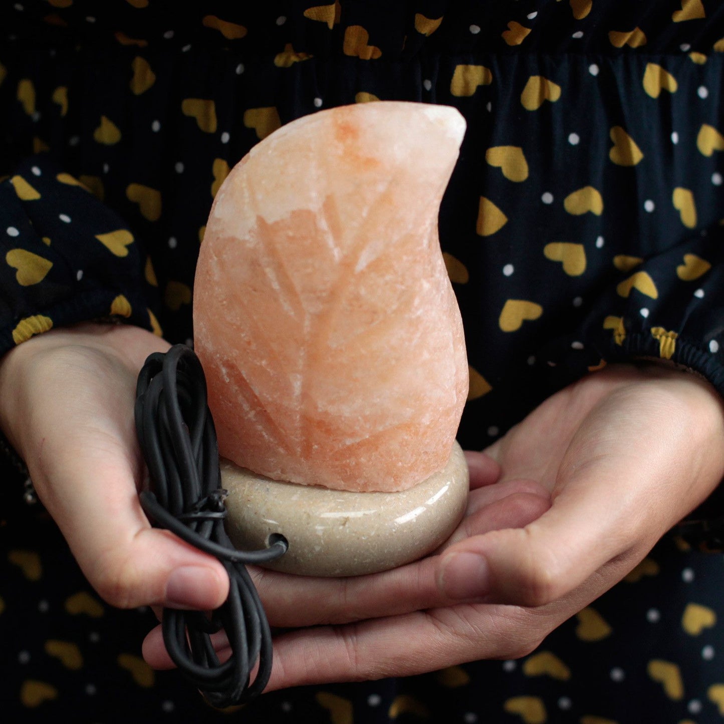 USB Himalayan Salt Lamp – Leaf | Random Colour Selection
