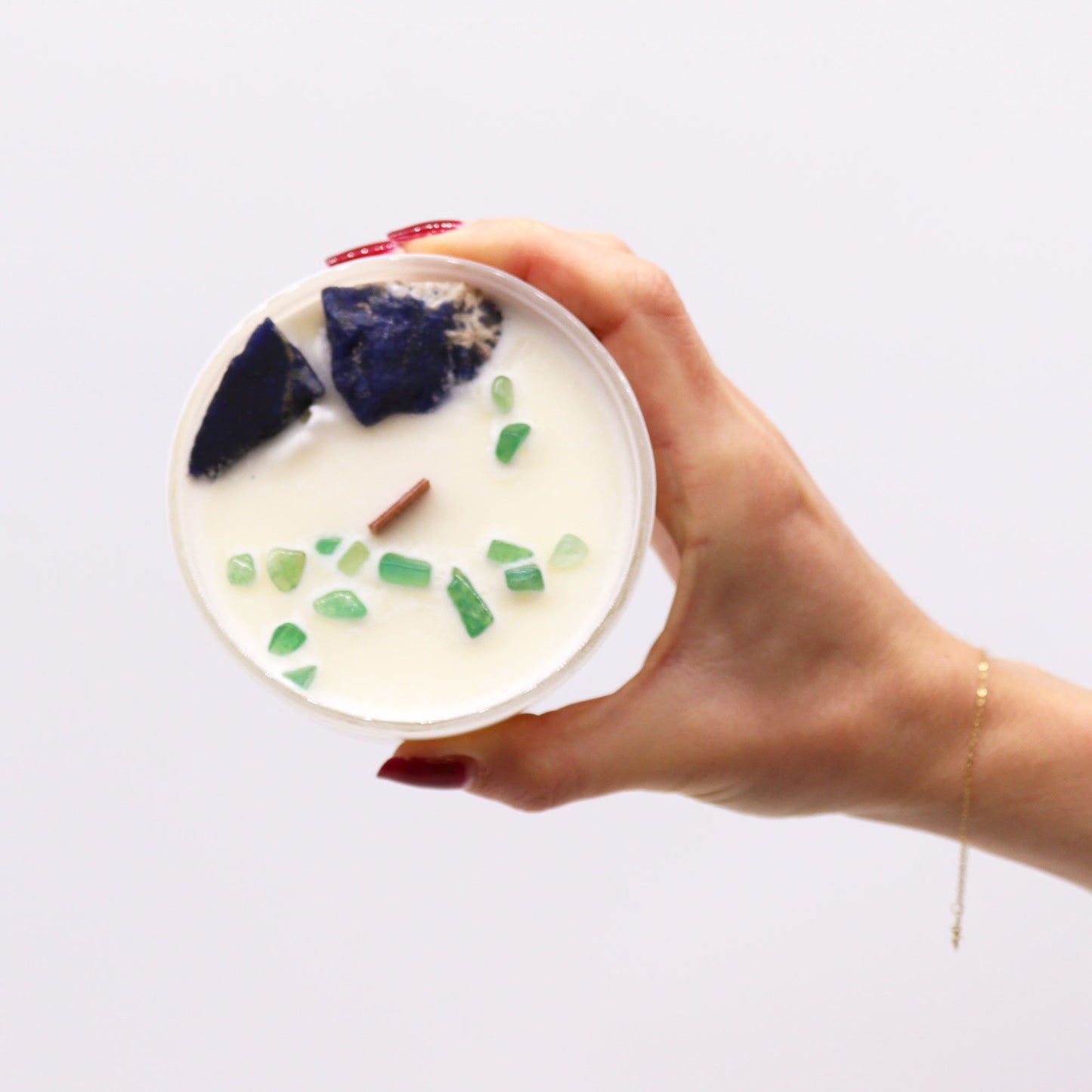 Chakra Crystal Candle – Throat Chakra | Sodalite, Jade & Gentle Reasons