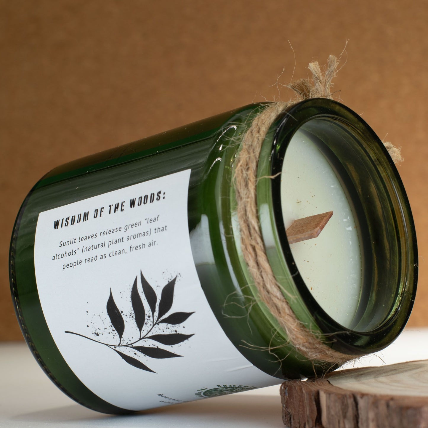 Greenman Rituals Woodwick Soy Candle – Leaves & Linen