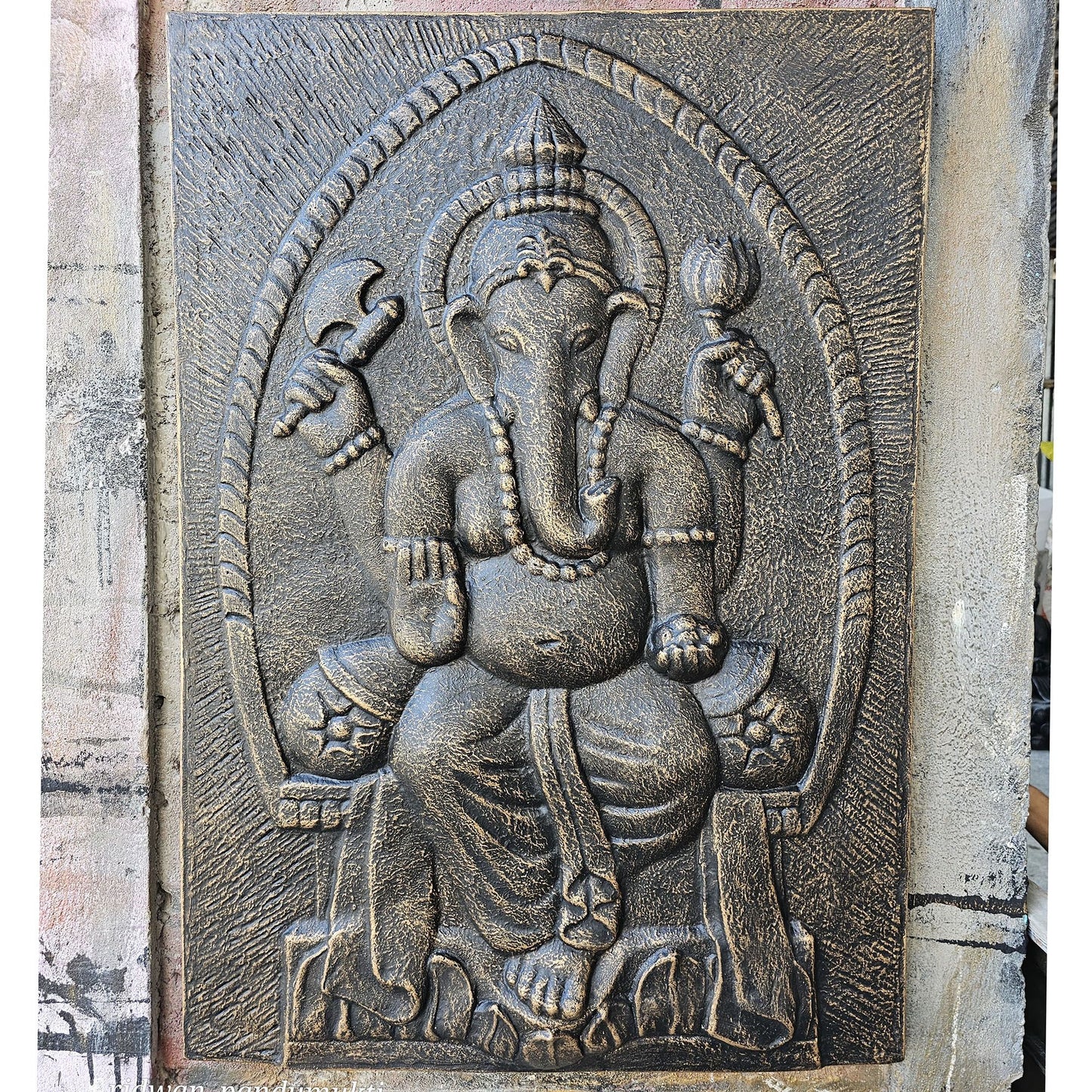 Large Ganpati Iron Frame Antique Gold Relief – 0.7 x 1m